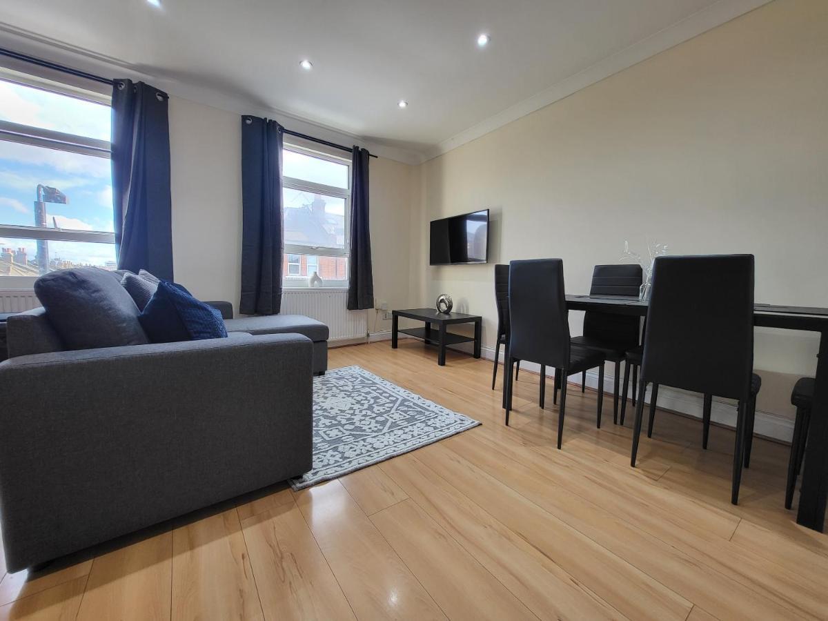 Tooting Bec Central Apartment By London Tube Екстер'єр фото