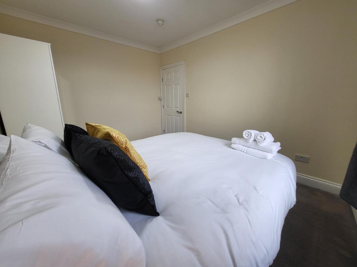 Tooting Bec Central Apartment By London Tube Екстер'єр фото